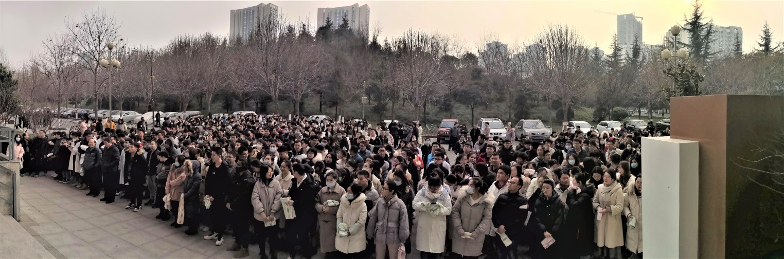 16学院组织应急疏散演练,提高师生逃生与救援技能 ——英国365集团公司2020年安全疏散应急演练.jpg 16学院组织应急疏散演练,提高师生逃生与救援技能 ——英国365集团公司2020年安全疏散应急演练.jpg