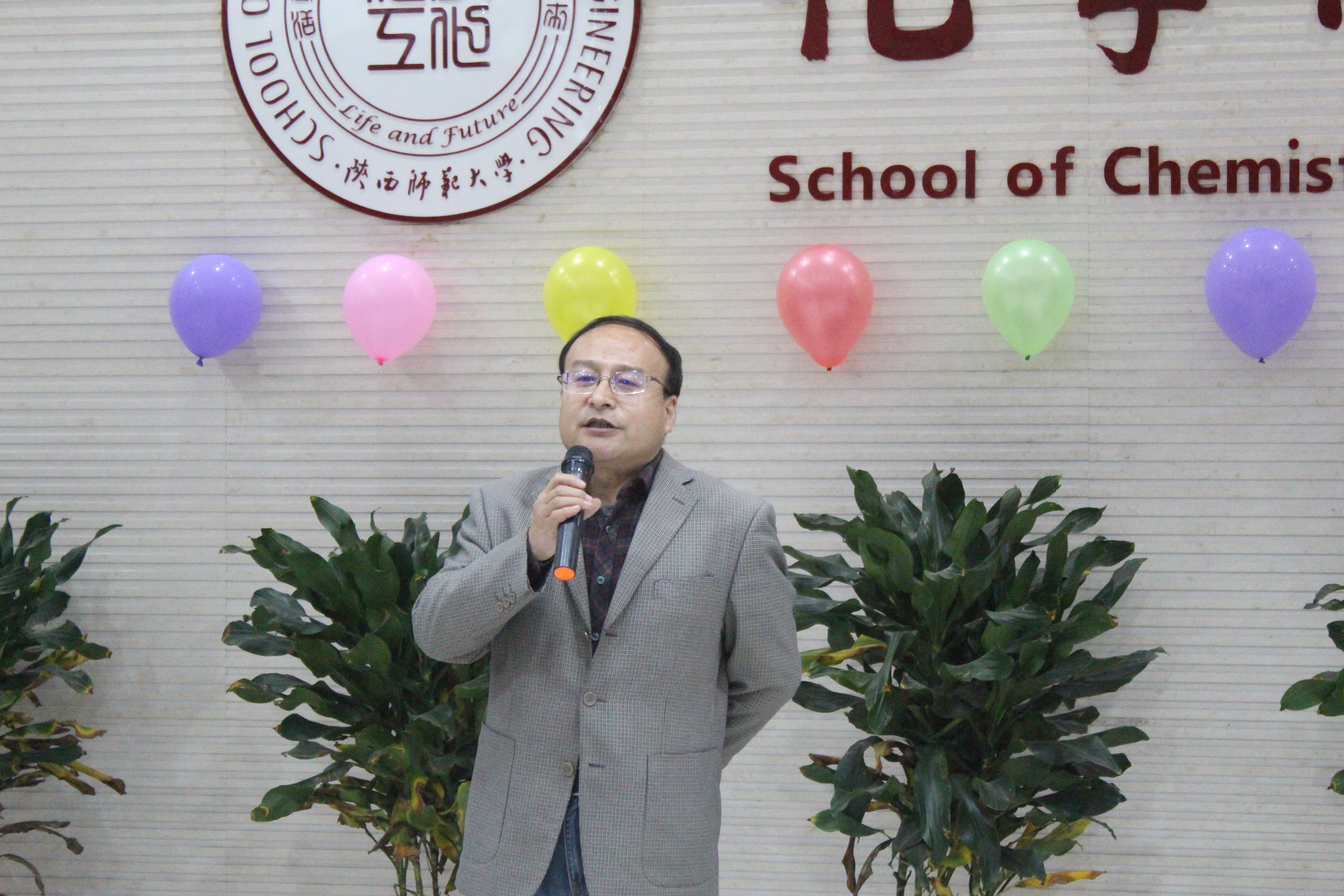 王晓副书记（1）.JPG